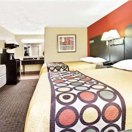 Отель Super 8 By Wyndham Kissimmee/Maingate/Orlando Area Селебрейшн Экстерьер фото